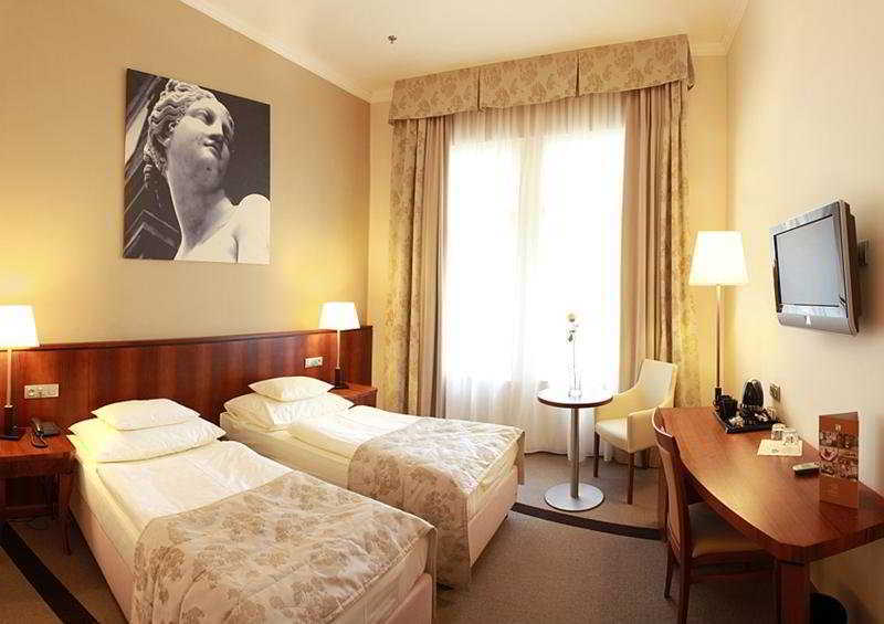 Hotel Maestro By Adrez Praga Cameră foto